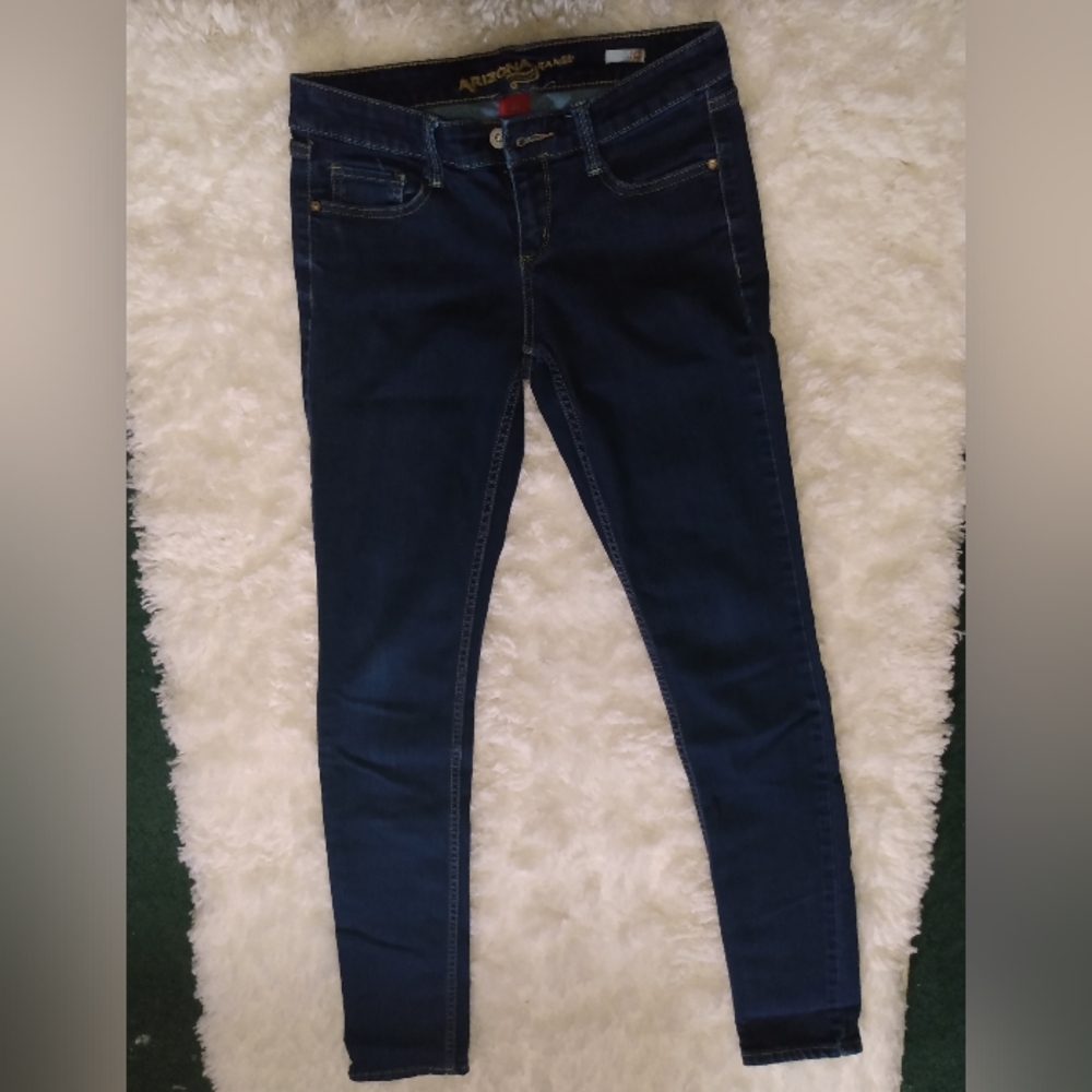 Arizona woman's size 3 long dark denim skinny jeans